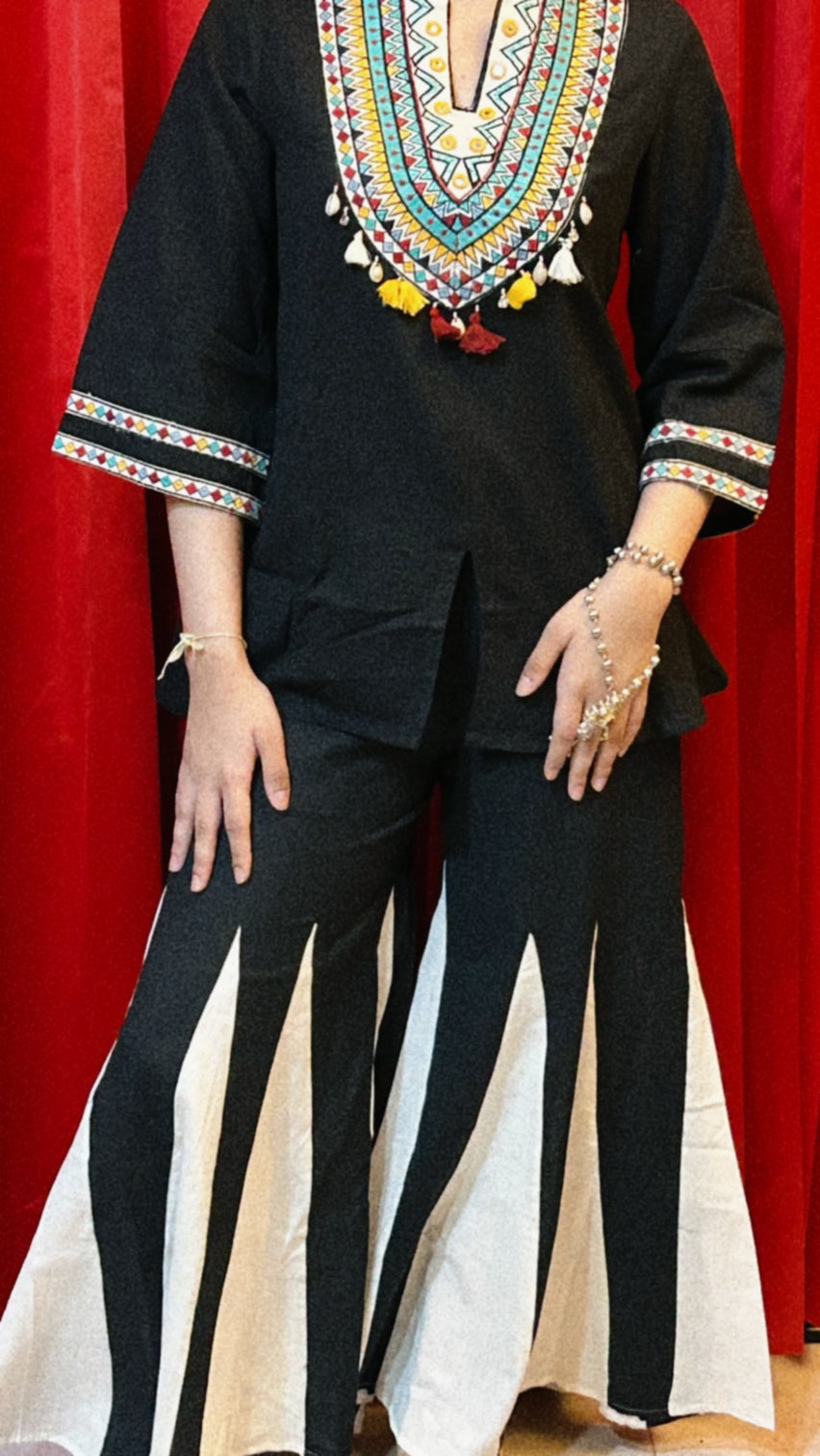 Ravya Kurta Set