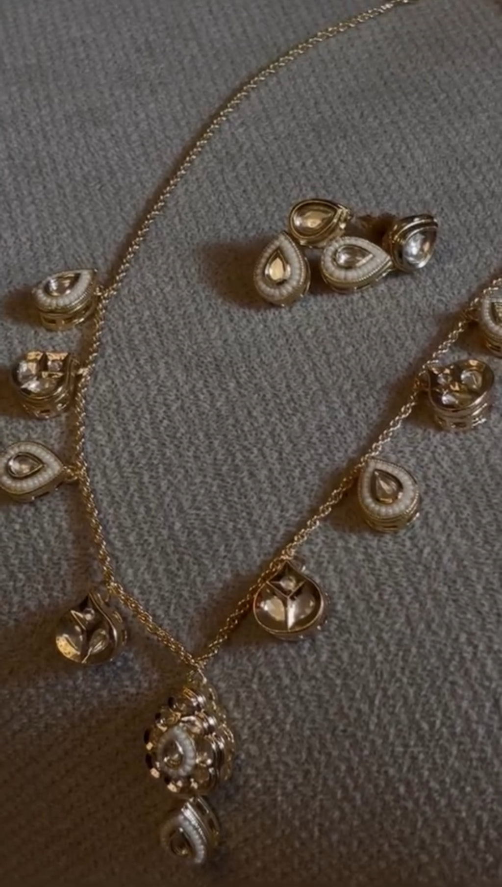 Nyra Necklace Set