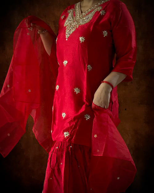 Aatish Set