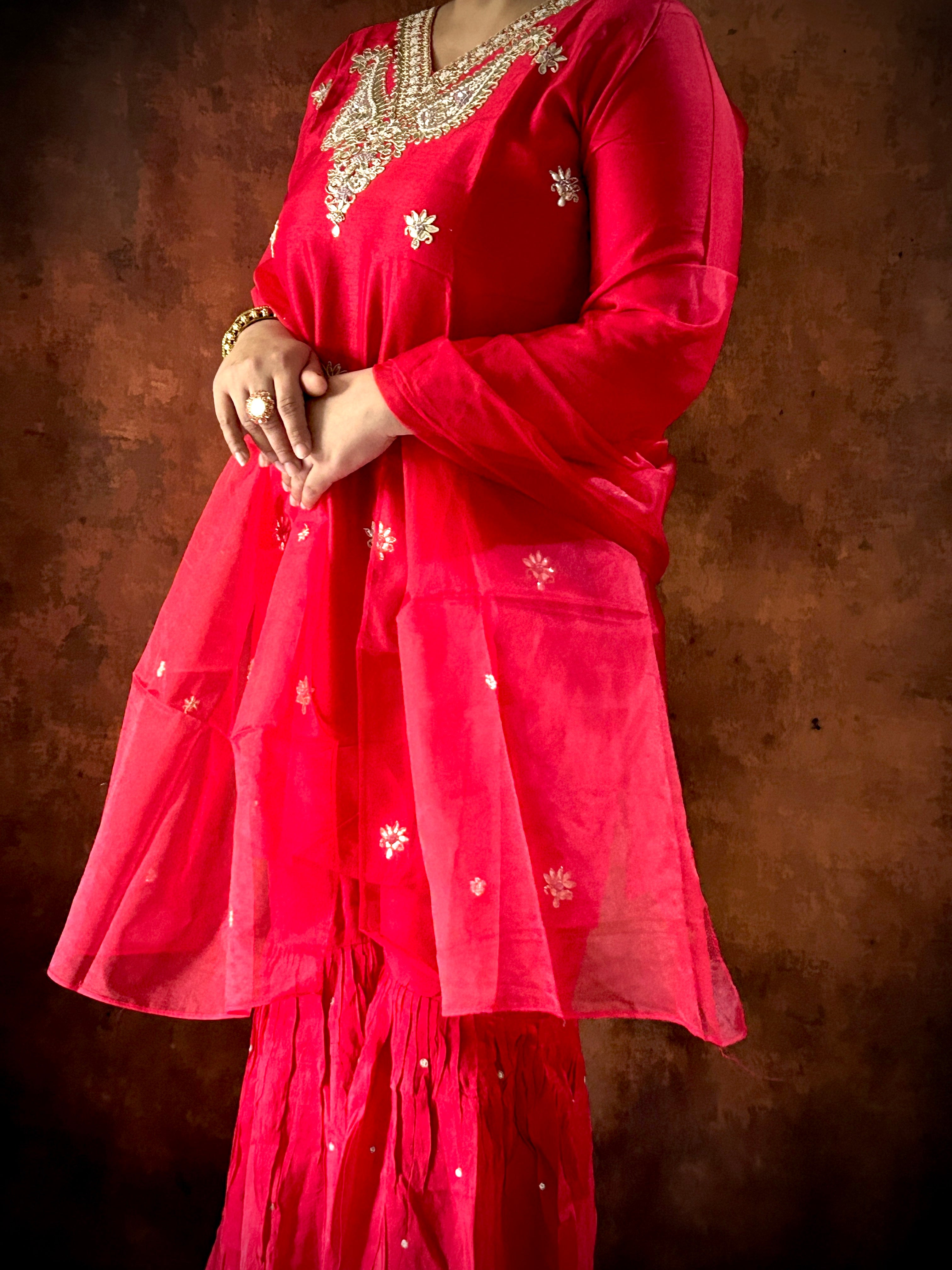 Aatish Set