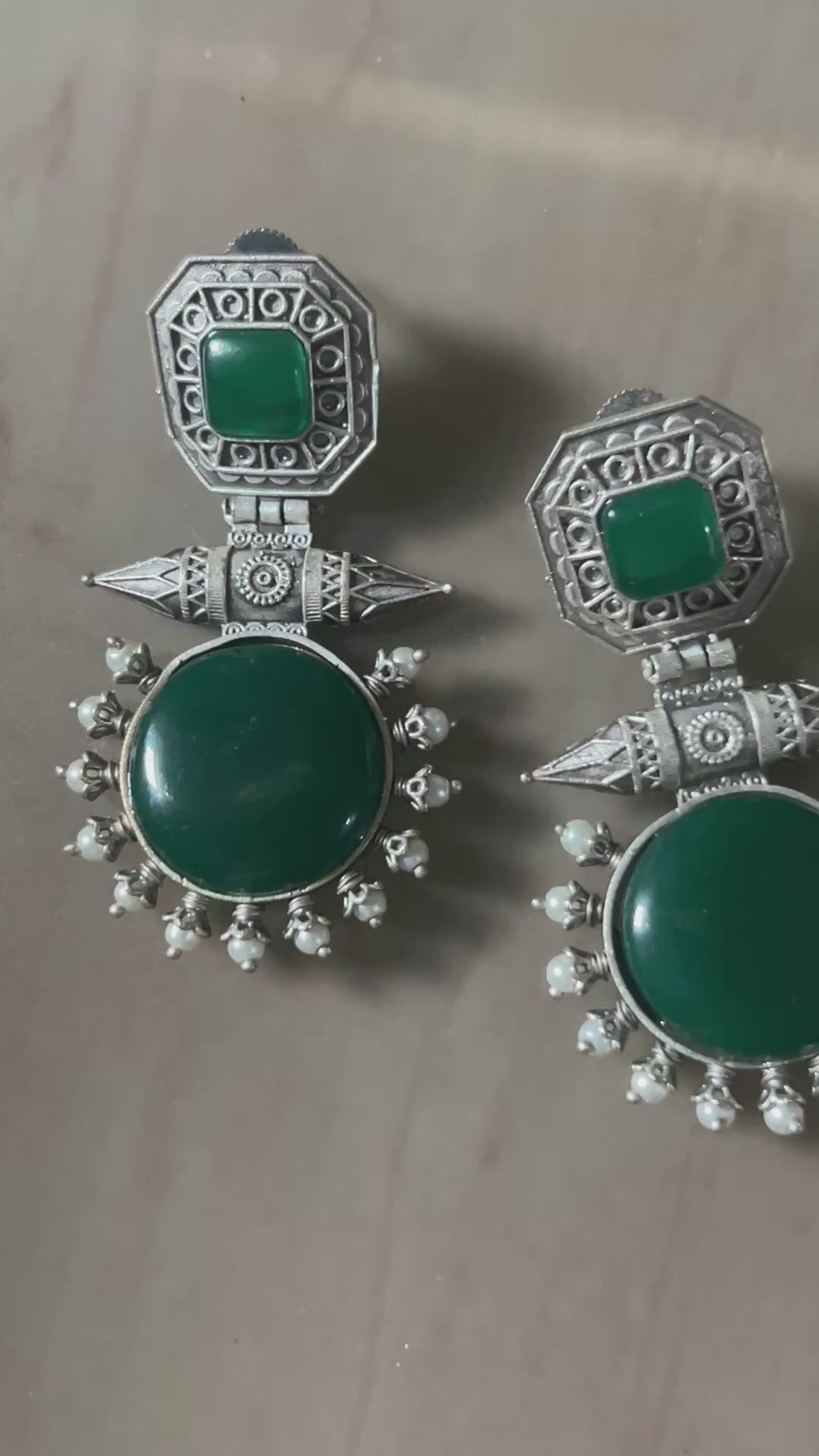Hariyali earrings